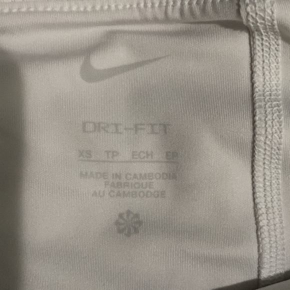 White Nike tennis skirt. Size XS - Picture 2 of 3